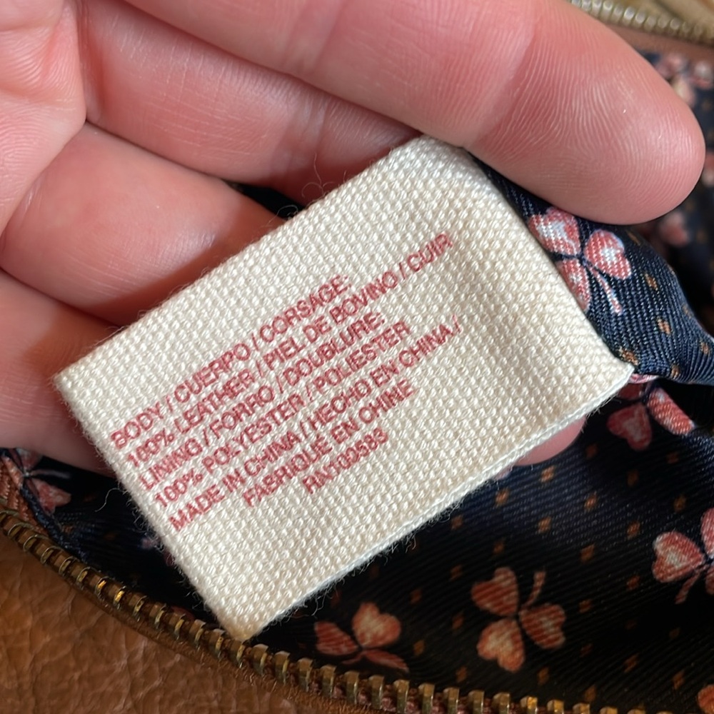 Lucky Brand cross-body - Picture 10 of 10